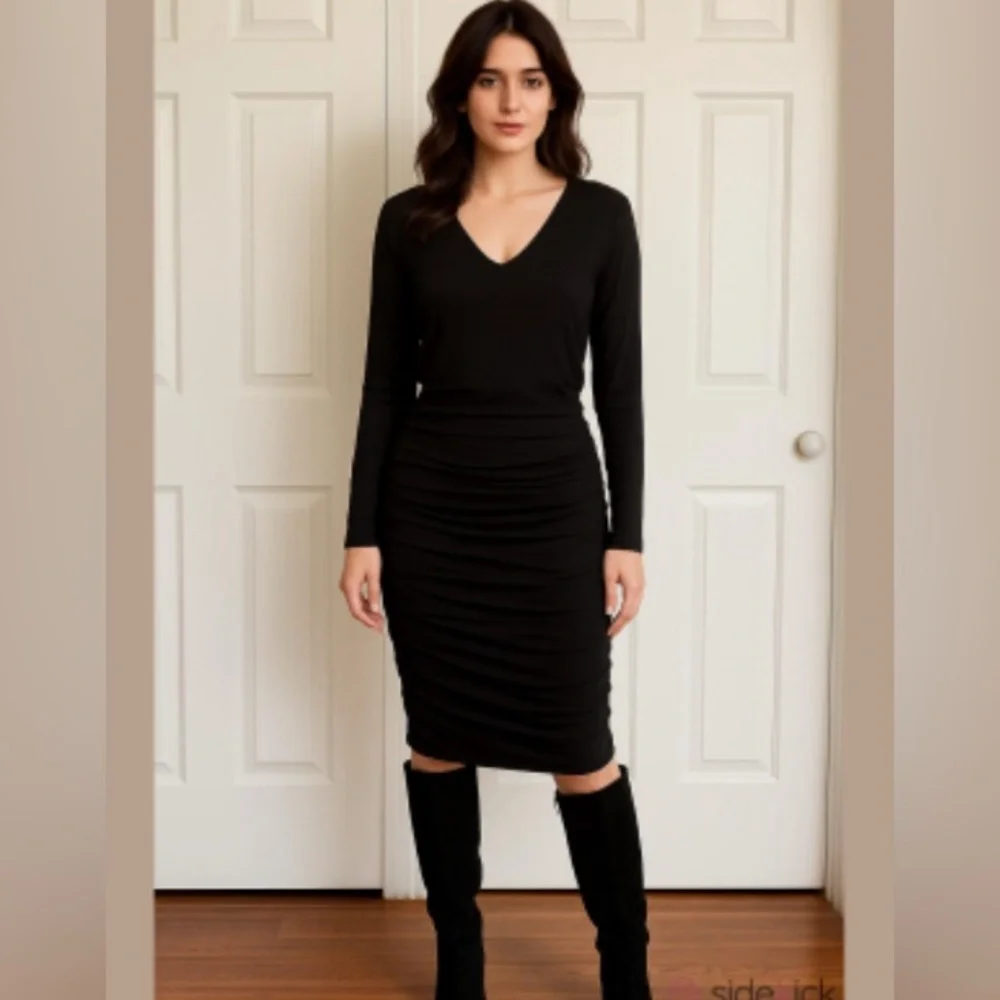 VENUS Elegant Black Long Sleeve ruched Dress - Picture 1 of 8